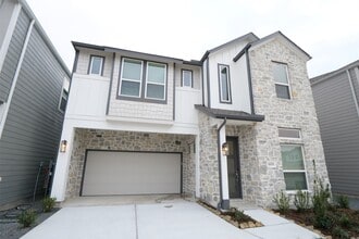 Building Photo - 10031 Cloud Mist Dr