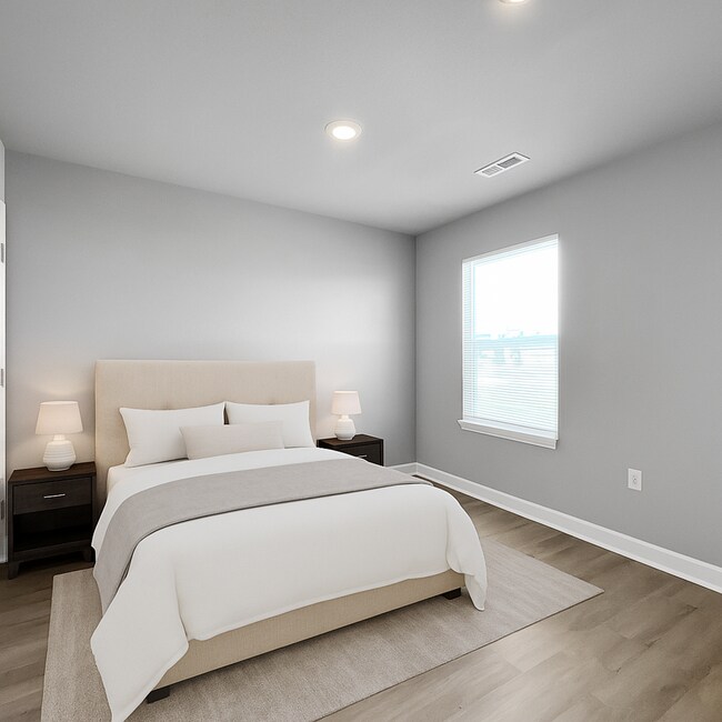 Building Photo - Beautiful Renovated Single Family Home | 3 BR/2BA Duplex| 1-Car Covered Parking |Spacious & Sunny...