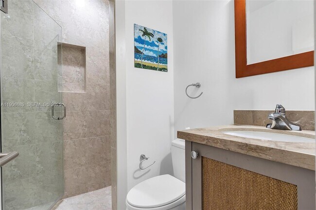 Building Photo - 415 Rovino Ave