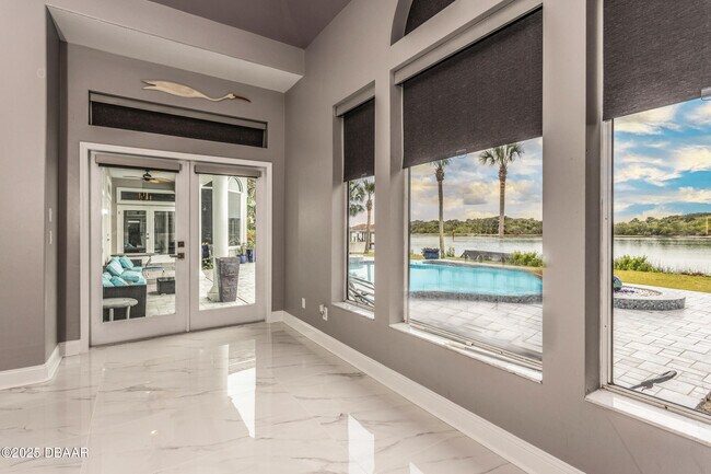 Building Photo - 3548 John Anderson Dr