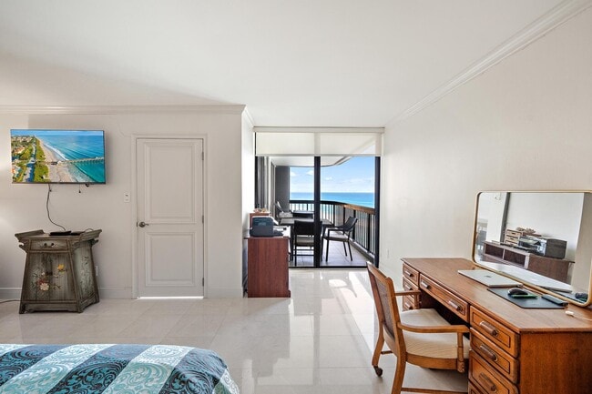 Building Photo - 5380 N Ocean Dr