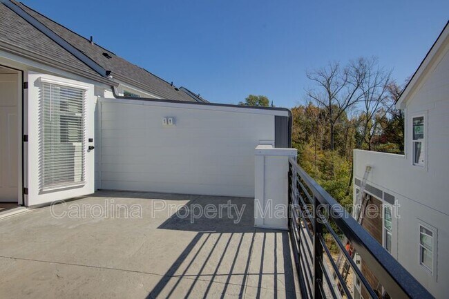 Building Photo - 5045 York Park Ln