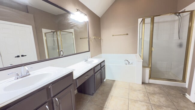 Building Photo - 4077 Frio Way