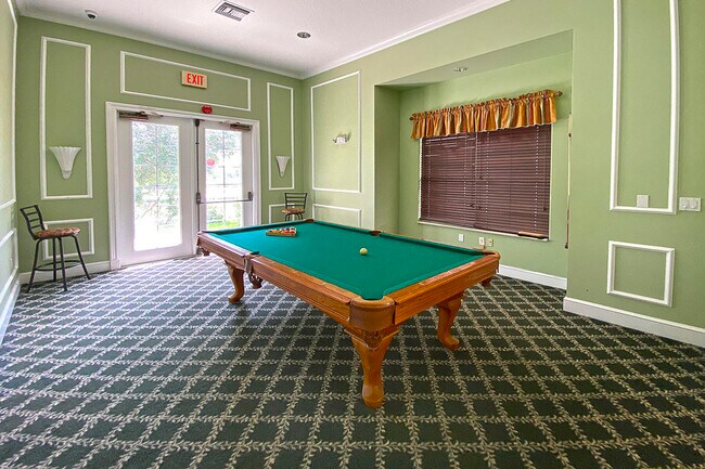 Building Photo - 5050 Fairways Cir