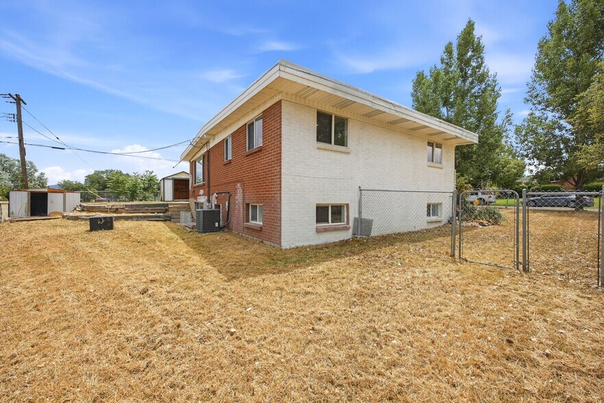 Building Photo - 8240 W 3475 S