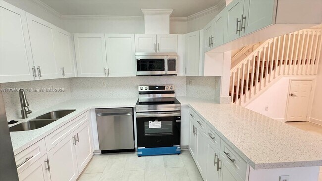 Building Photo - 7752 SW 95th St