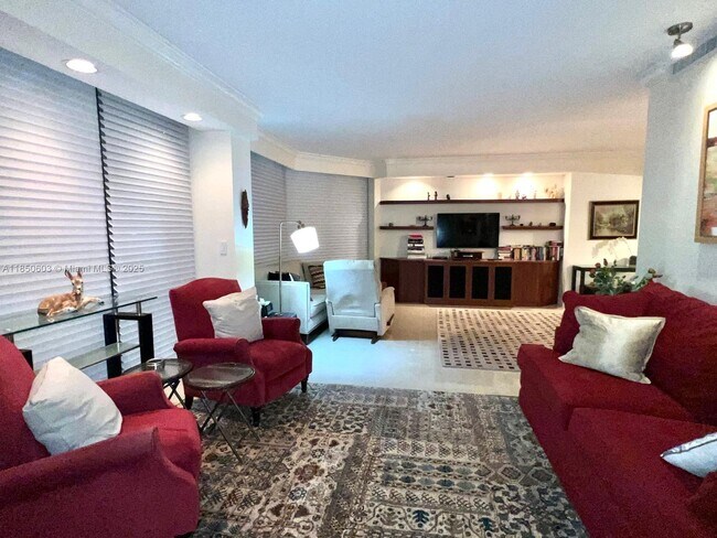 Building Photo - 20191 E Country Club Dr