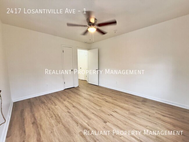 Building Photo - 2417 Losantiville Ave