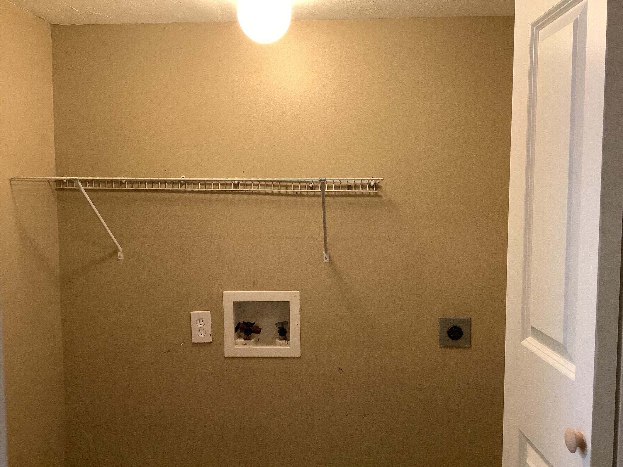 Building Photo - 13709 Bighorn Trl