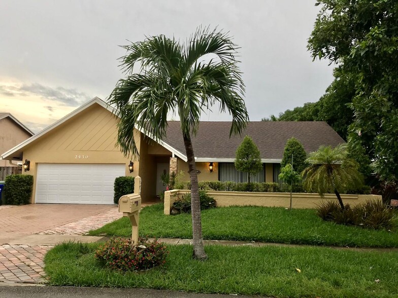 Building Photo - 2430 NW 102nd Ter