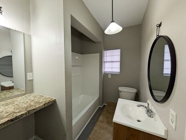 Building Photo - 1897 Harrison Ave