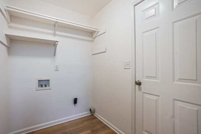 Building Photo - 4243 Windsor Spring Rd