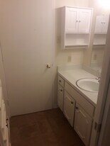 Building Photo - 6427 Wurzbach Rd #43