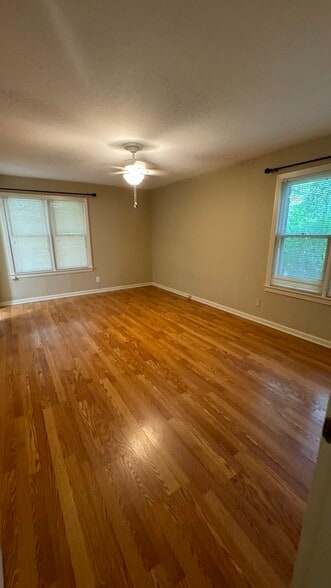 Building Photo - 503 N Monroe St