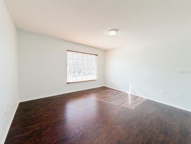 Building Photo - 1300 Carey Glen Cir