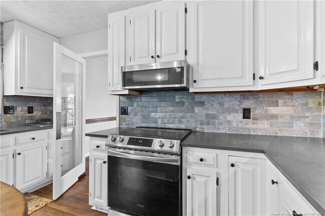 Building Photo - 6617 Idlewood Ct