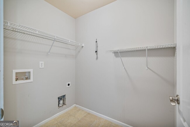 Building Photo - 3687 Vine Springs Trce