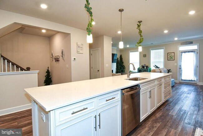 Building Photo - 43444 Stonewood Crossing Ter