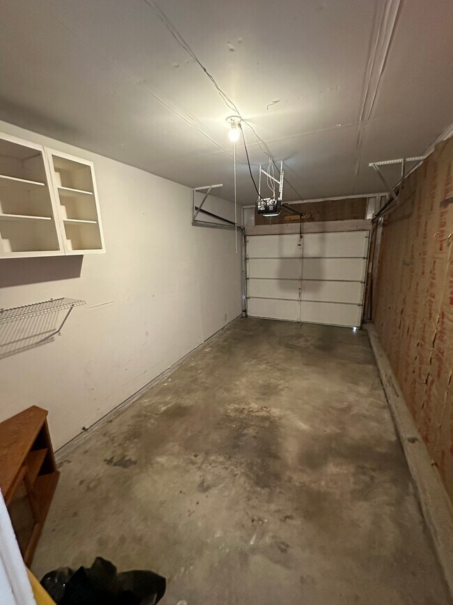 Building Photo - 2435 Lexington Village Ln