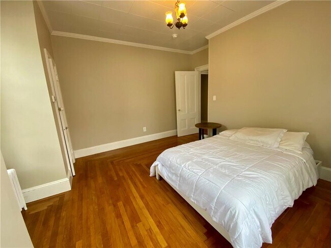 Building Photo - 30 Gould St