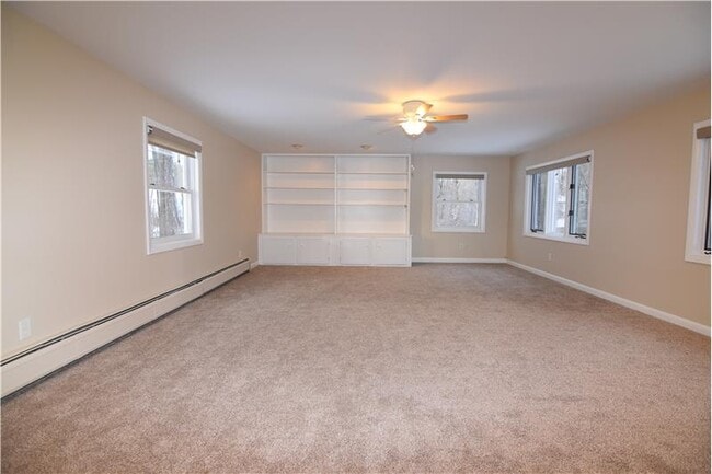 Building Photo - 19 Rustic Dr