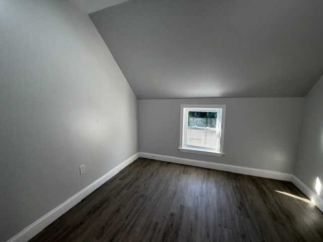 Building Photo - 73 Draper Ave