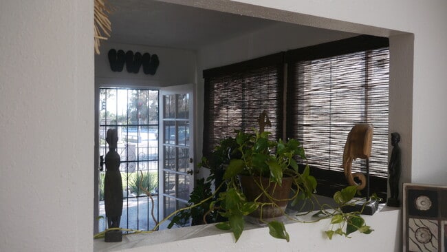 Building Photo - Home for Rent