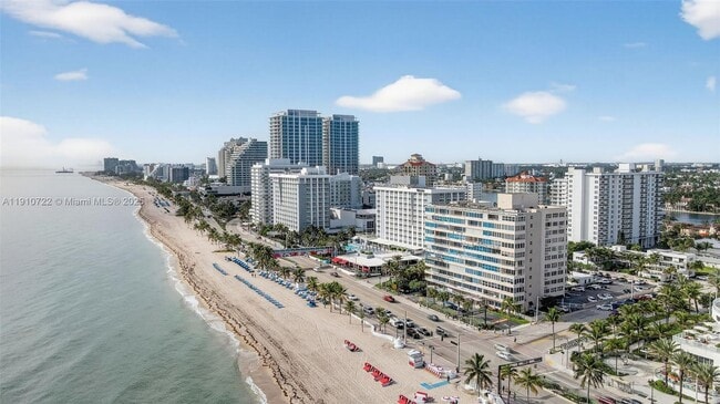 Building Photo - 336 N Birch Rd