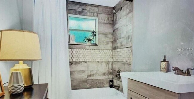 Building Photo - 1001 71st St NW