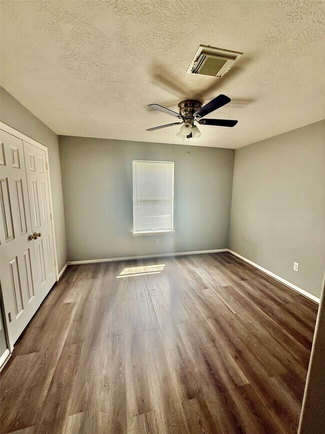 Building Photo - 6506 Beeston Hill Dr