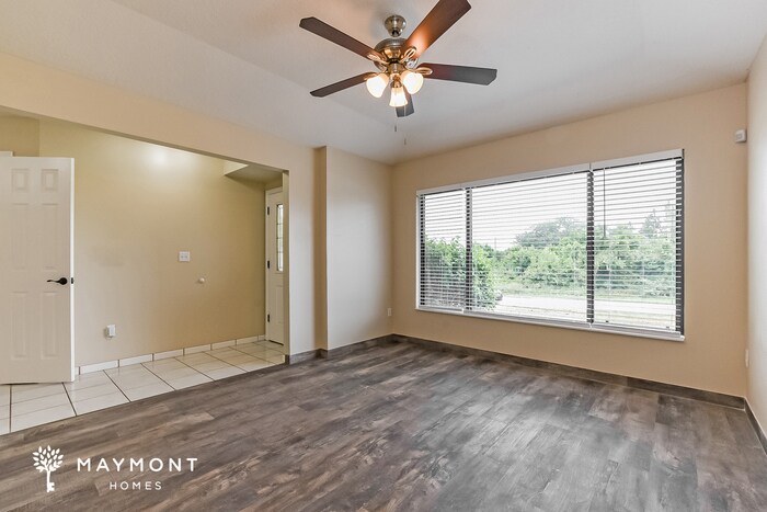 Building Photo - 542 Eldron Ave