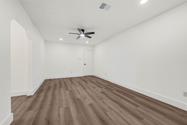 Building Photo - 17711 Wild Willow Ln