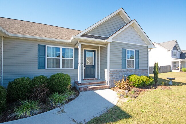 Building Photo - 315 Basil Ct