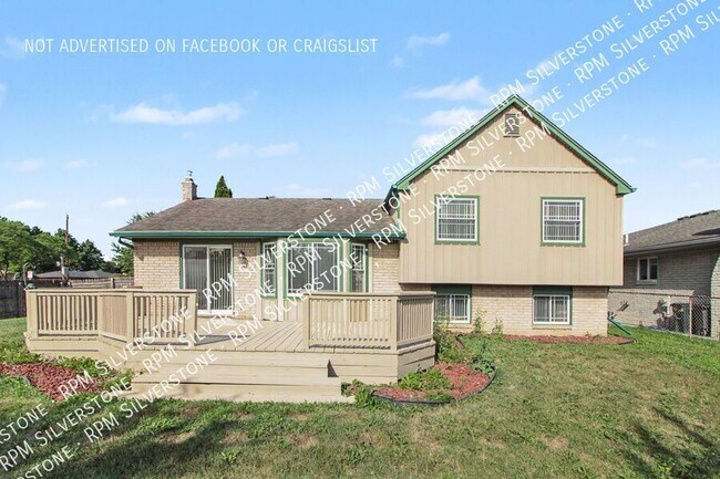 Building Photo - 38004 Fringe Dr