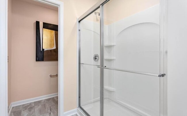 Building Photo - 805 Falls Grove Trl