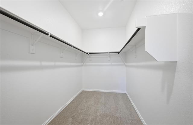 Building Photo - 701 Leavenworth Dr