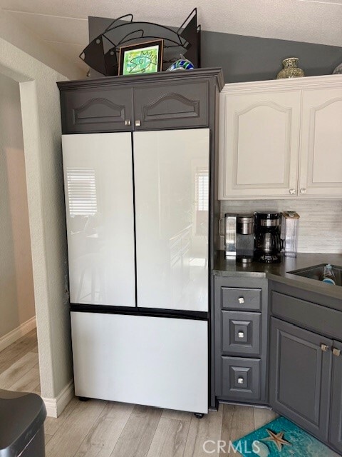 Building Photo - 21851 Newland St