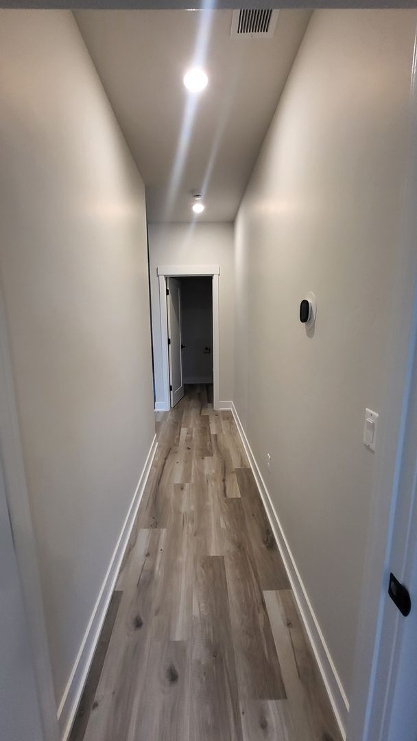 Building Photo - 4 BR/2.5 BA Single-Level home at Trailside