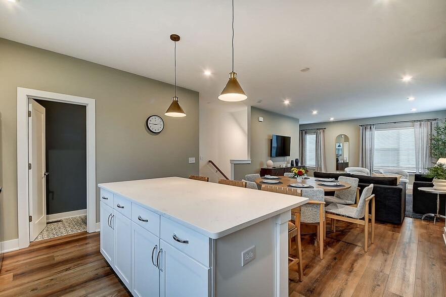 Building Photo - 1326 Colere Pl