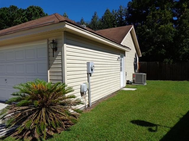 Building Photo - 106 Habitat Dr