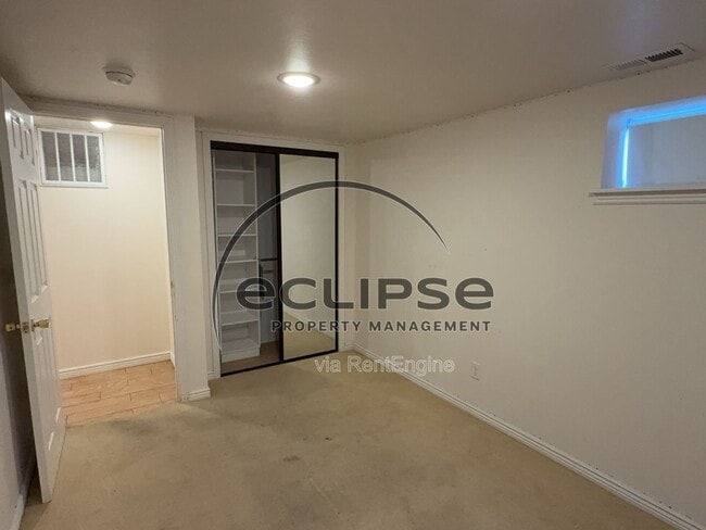Building Photo - 1250 Orchard Ave