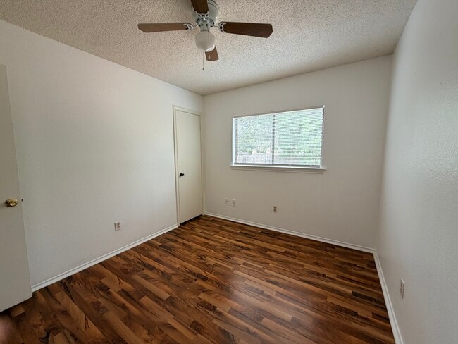 Building Photo - 12716 Covington Trail