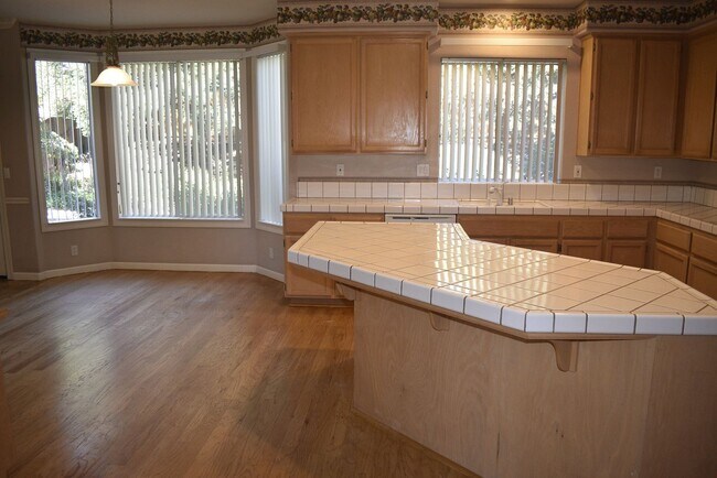 Building Photo - 5310 Humboldt Dr
