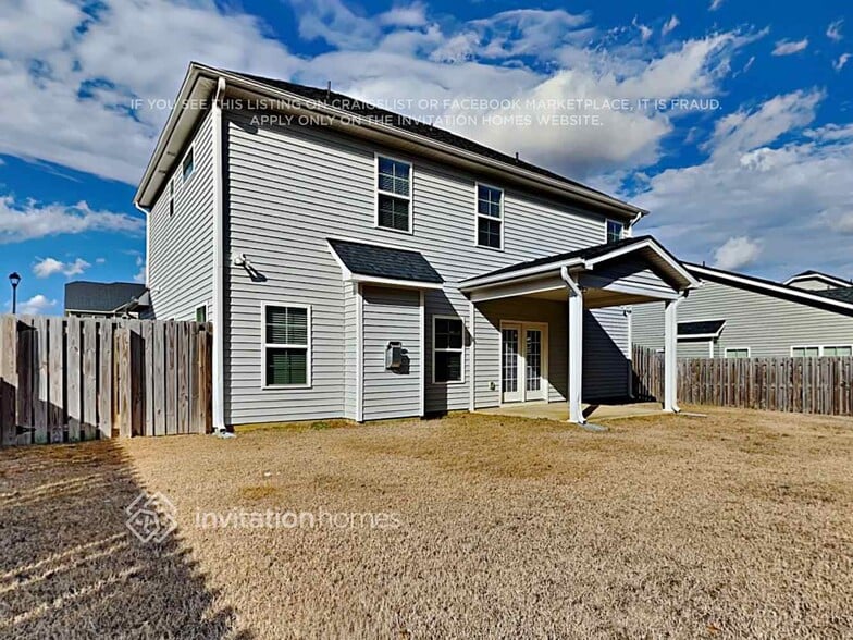 Building Photo - 138 National Dr