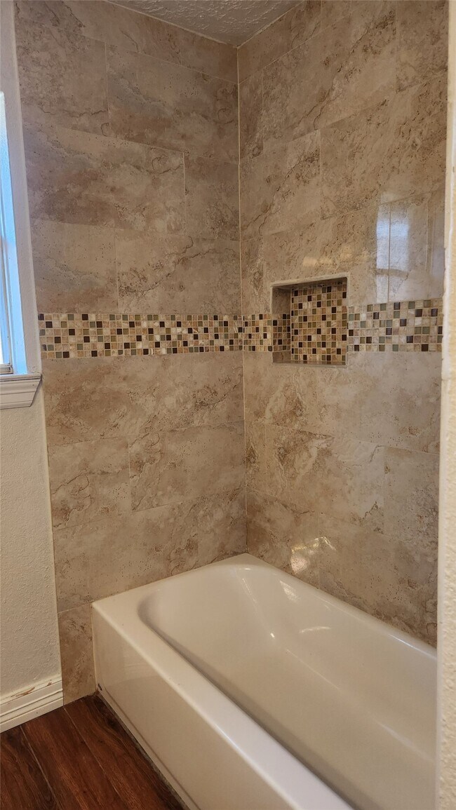 Building Photo - 20018 Bolton Bridge Ln