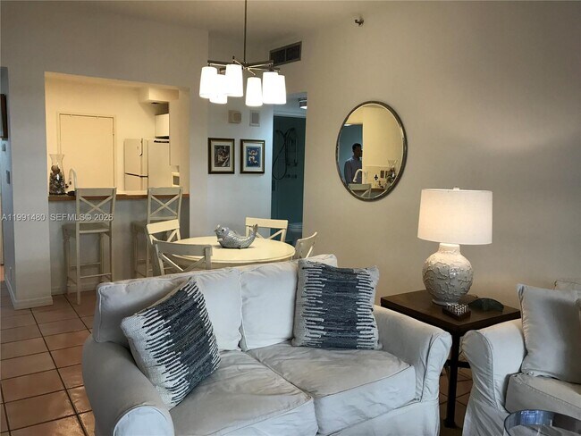 Building Photo - 201 Crandon Blvd