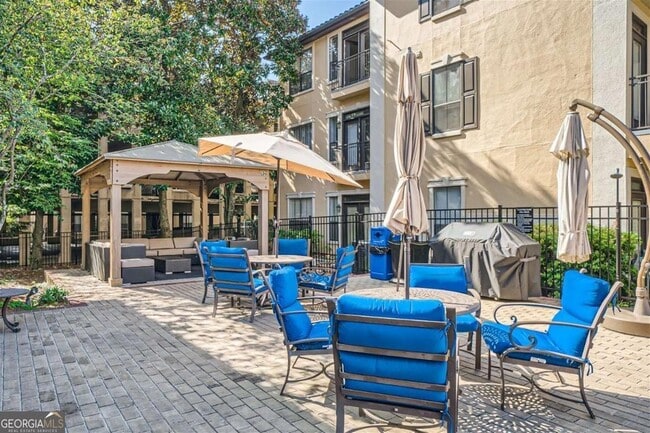 Building Photo - 3777 Peachtree Rd NE