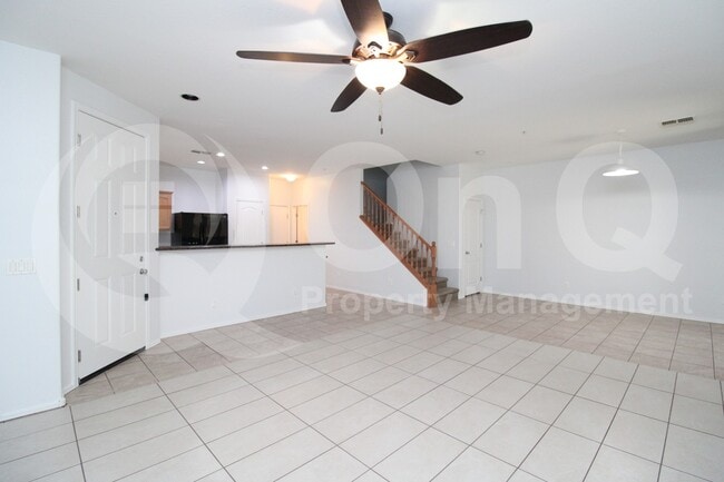 Building Photo - 8147 W Lynwood St