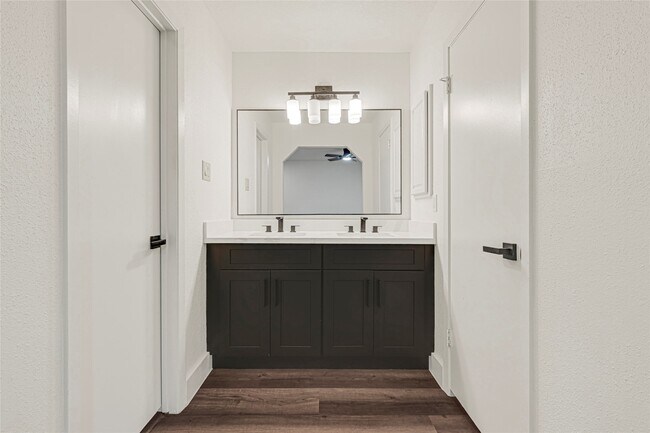 Building Photo - 17711 Wild Willow Ln