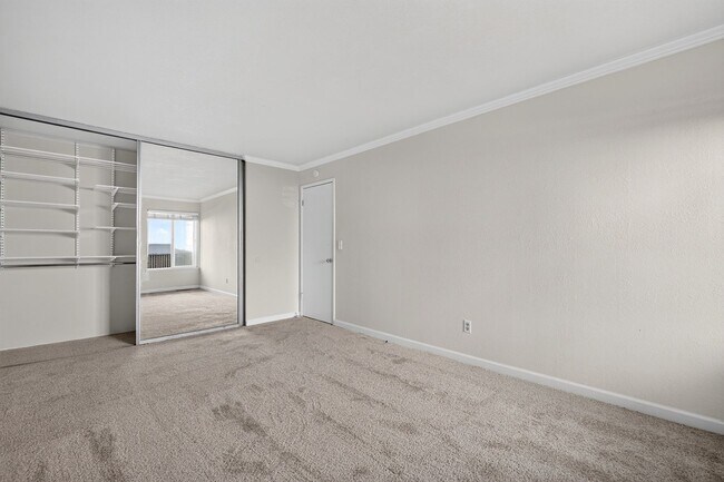 Building Photo - Updated Walnut Creek Condo | 2 Bed • Pool • In-Unit Laundry • Near BART